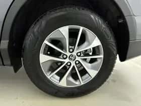 Toyota RAV4 (2017) thumbnail 24