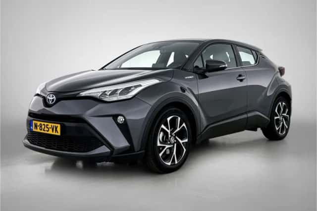 Toyota C-HR (2022) thumbnail 1