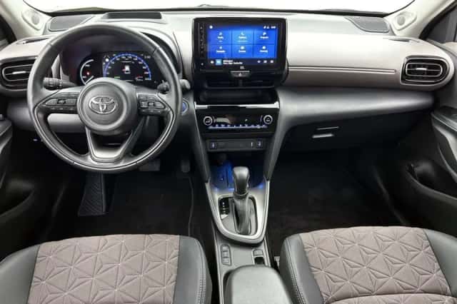 Toyota Yaris_Cross (2024) thumbnail 4