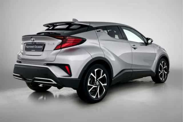 Toyota C-HR (2020) thumbnail 2