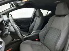 Toyota C-HR (2020) thumbnail 15