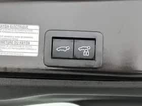 Toyota Yaris_Cross (2024) thumbnail 28