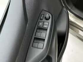 Toyota Yaris (2025) thumbnail 19