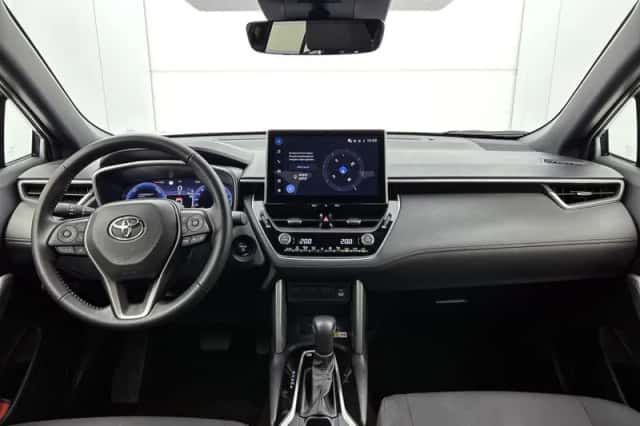 Toyota Corolla Cross (2025) thumbnail 4