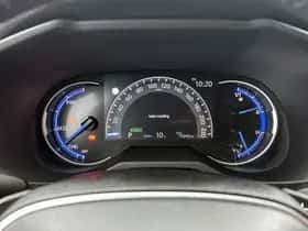 Toyota RAV4 (2022) thumbnail 5