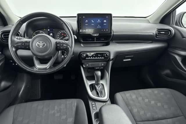 Toyota Yaris (2025) thumbnail 4