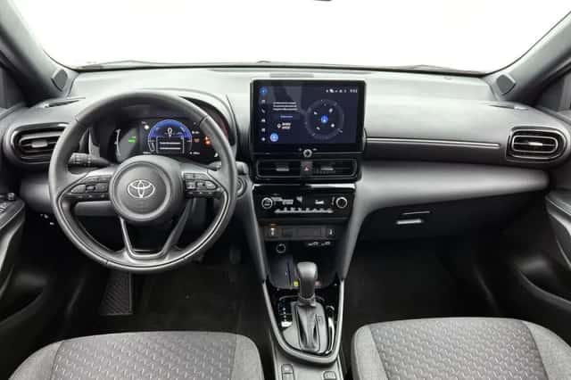 Toyota Yaris_Cross (2025) thumbnail 4