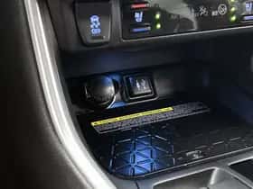 Toyota RAV4 (2019) thumbnail 25