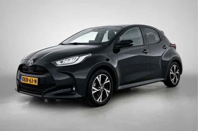 Toyota Yaris (2025) thumbnail 1