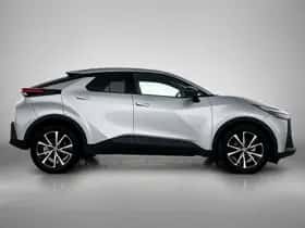 Toyota C-HR (2024) thumbnail 11
