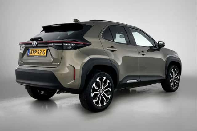 Toyota Yaris_Cross (2023) thumbnail 2