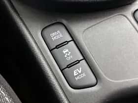Toyota Yaris_Cross (2025) thumbnail 25