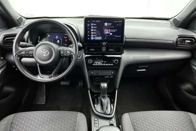 Toyota Yaris_Cross (2024) thumbnail 4