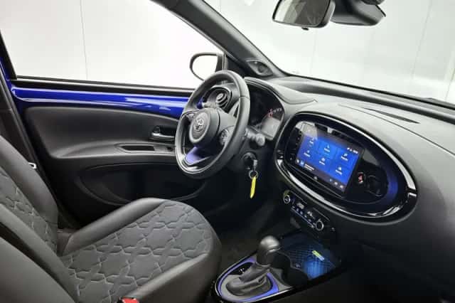 Toyota Aygo (2022) thumbnail 6