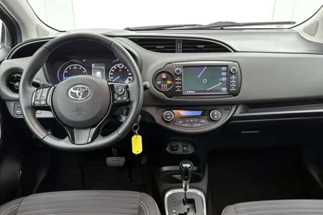Toyota Yaris (2018) thumbnail 4