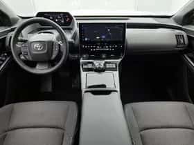 Toyota bZ4X (2024) thumbnail 4