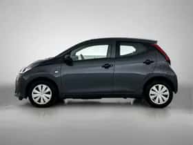 Toyota Aygo (2018) thumbnail 3