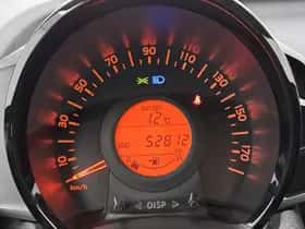 Toyota Aygo (2018) thumbnail 5