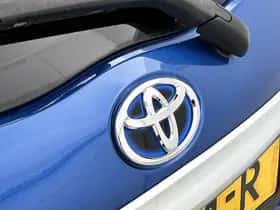 Toyota Yaris (2014) thumbnail 18