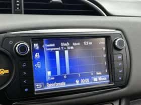Toyota Yaris (2014) thumbnail 25