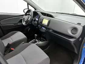 Toyota Yaris (2014) thumbnail 6