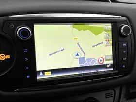 Toyota Yaris (2014) thumbnail 7