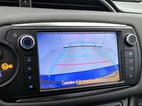 Toyota Yaris (2014) thumbnail 8