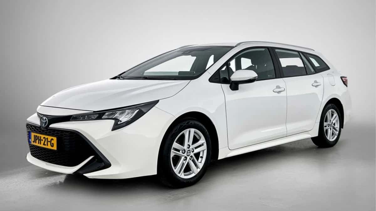 Toyota Corolla_Touring_Sports (2022) — foto 1