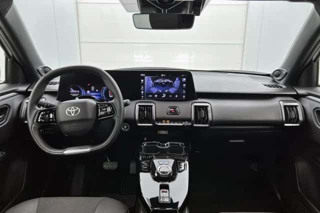 Toyota Urban_Cruiser (2026) thumbnail 5