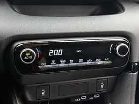 Toyota Yaris (2025) thumbnail 9