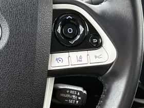 Toyota Prius (2019) thumbnail 14