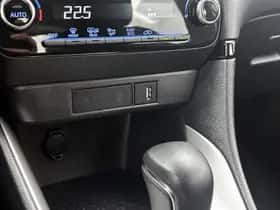 Toyota Yaris (2023) thumbnail 23