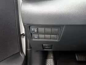 Toyota Yaris (2023) thumbnail 33