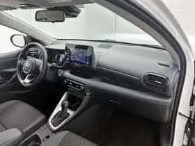 Toyota Yaris (2023) thumbnail 6