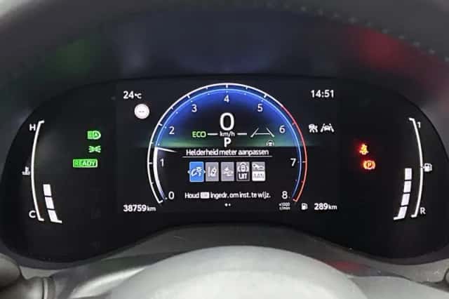 Toyota Yaris_Cross (2025) thumbnail 5