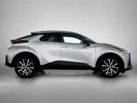 Toyota C-HR (2025) thumbnail 11