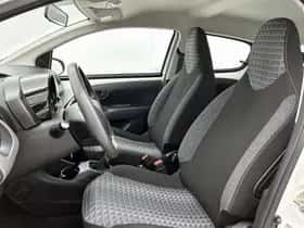 Peugeot 108 (2021) thumbnail 13