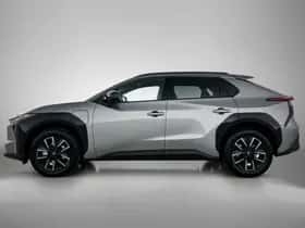 Toyota bZ4X (2025) thumbnail 3