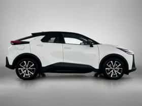 Toyota C-HR (2025) thumbnail 11