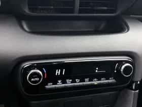 Toyota Yaris (2025) thumbnail 10