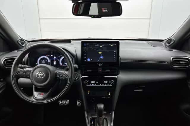 Toyota Yaris_Cross (2024) thumbnail 4