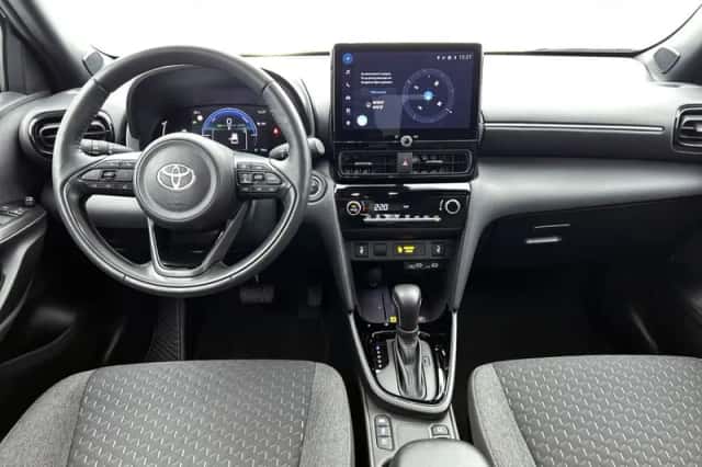 Toyota Yaris_Cross (2025) thumbnail 4