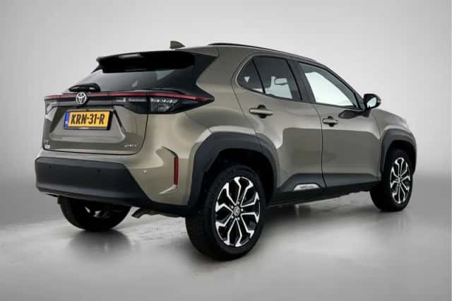 Toyota Yaris_Cross (2024) thumbnail 2