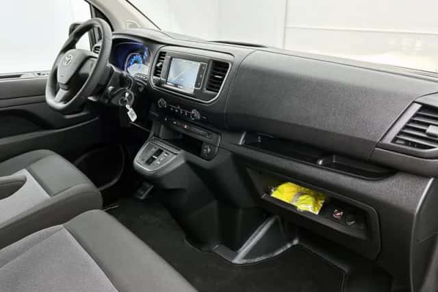 Toyota Proace (2025) thumbnail 6