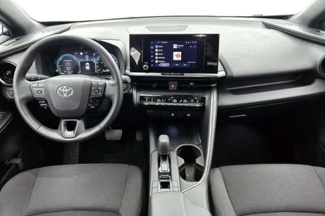 Toyota C-HR (2025) thumbnail 4