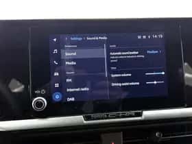 Toyota C-HR (2025) thumbnail 34