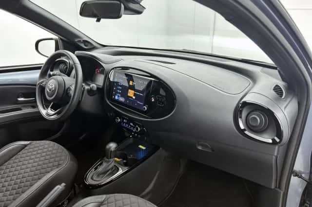Toyota Aygo (2024) thumbnail 6