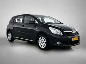 Toyota Verso (2010) thumbnail 12