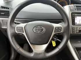 Toyota Verso (2010) thumbnail 17