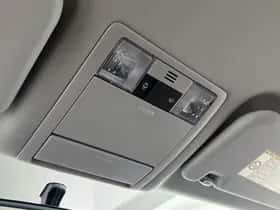 Toyota Verso (2010) thumbnail 25